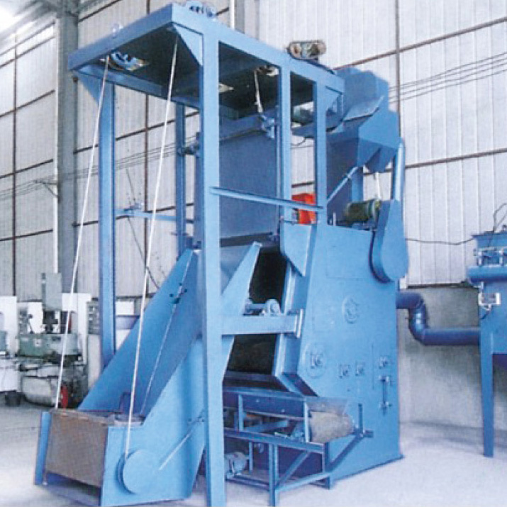 Q32系列自動(dòng)上下料(卷揚(yáng)上料、輸送下料、環(huán)保)履帶拋丸清理機(jī)